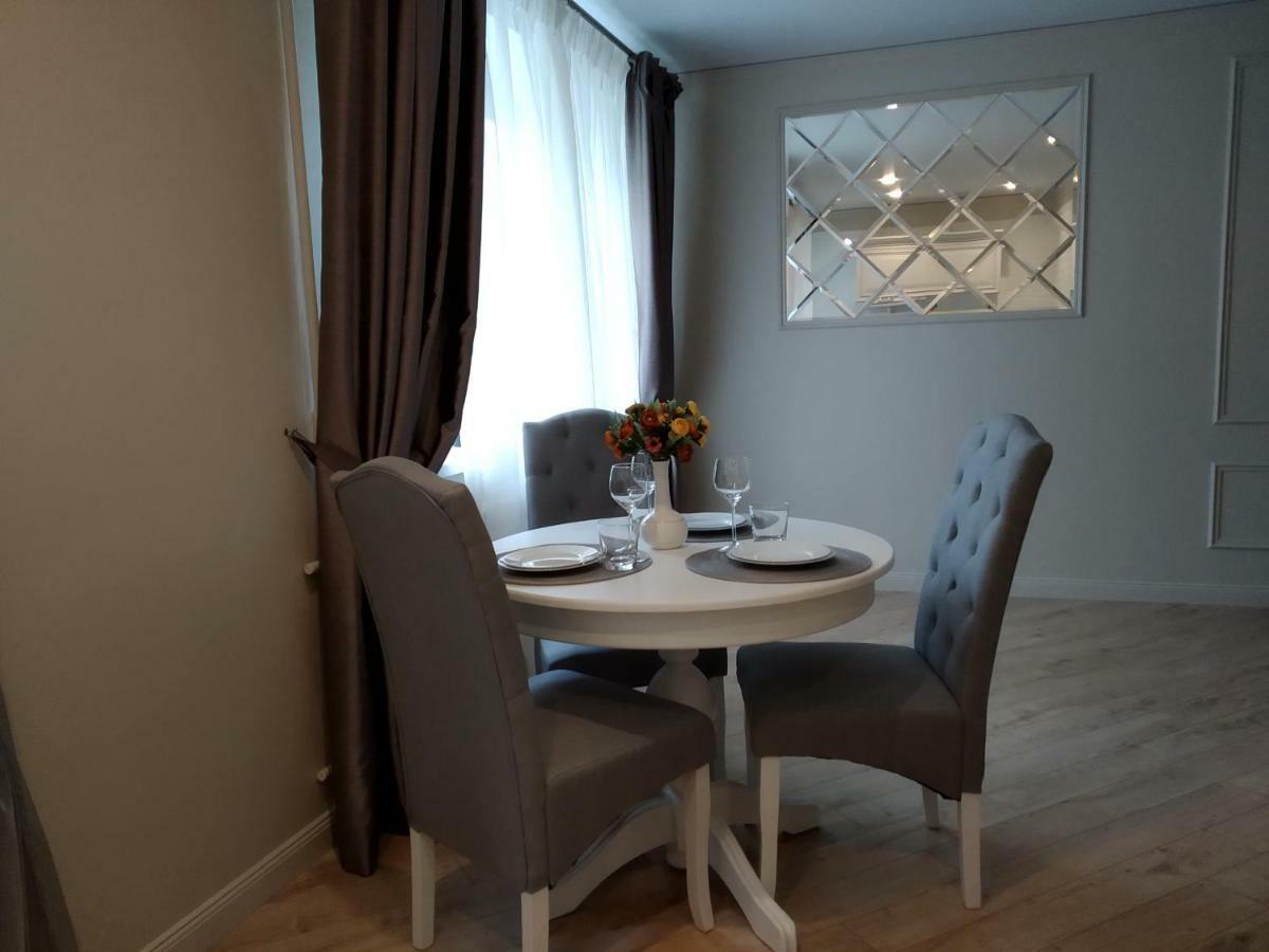 דירות Vip Apartament גומל מראה חיצוני תמונה